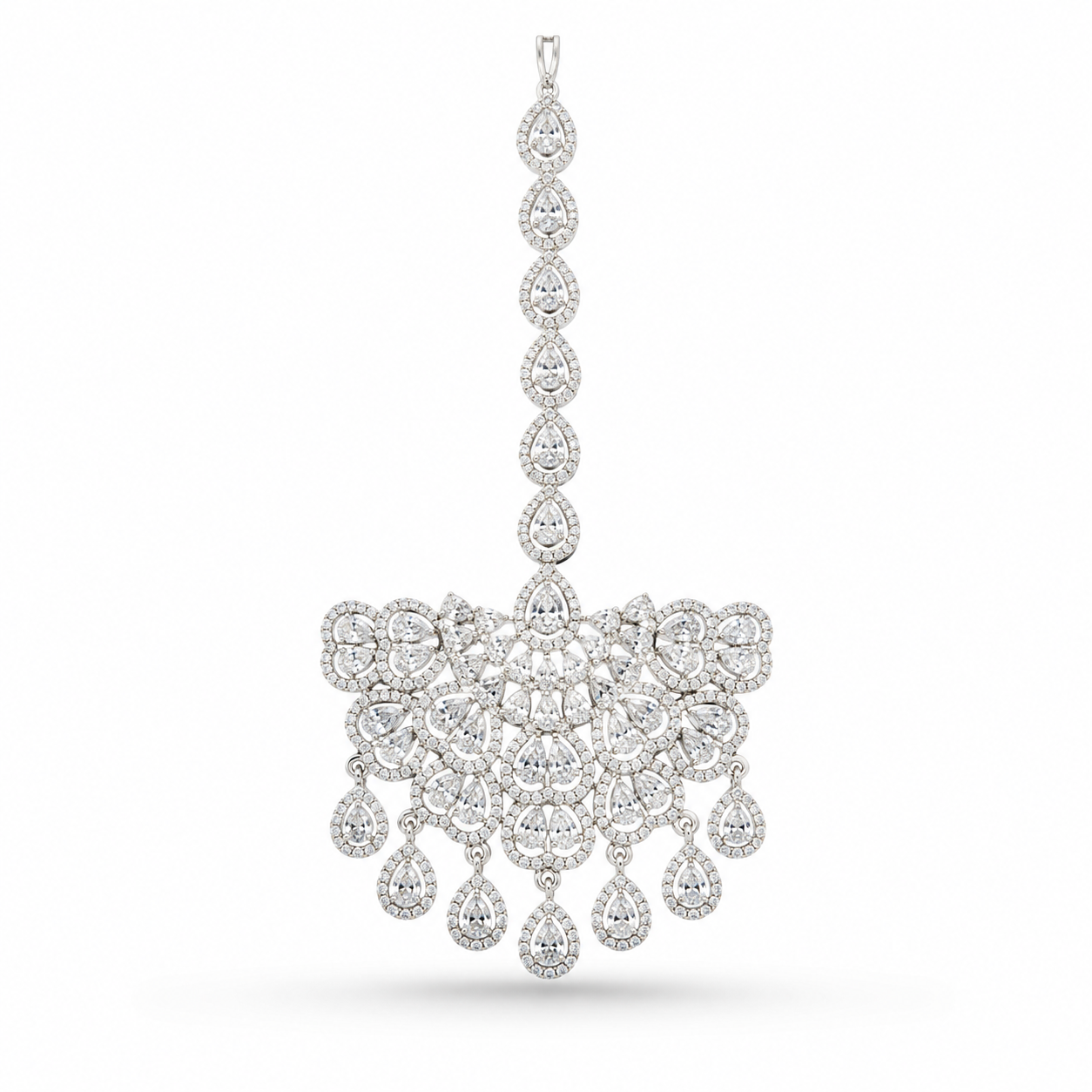 Elara Diamond MaangTikka