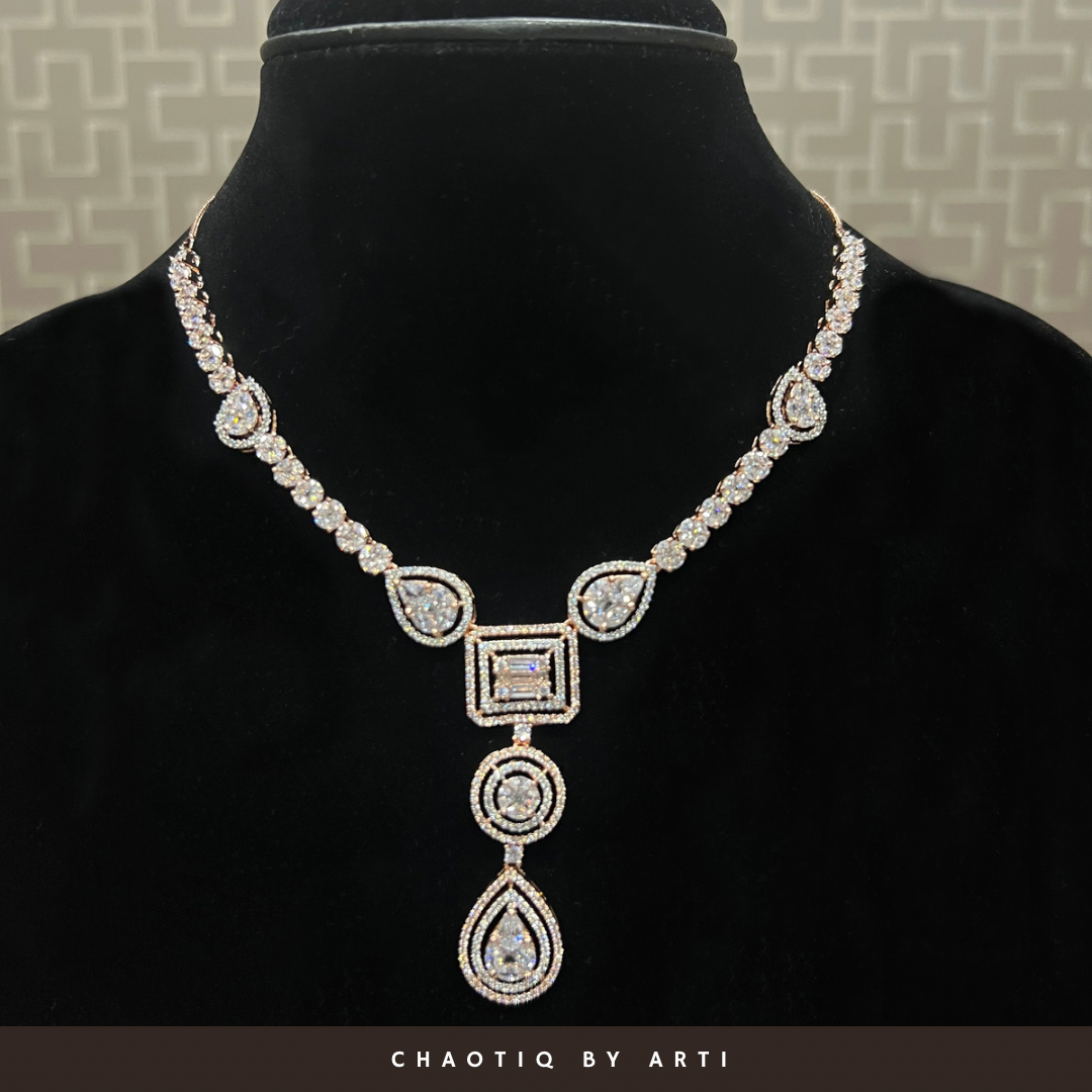 Pendant styled diamond necklace set