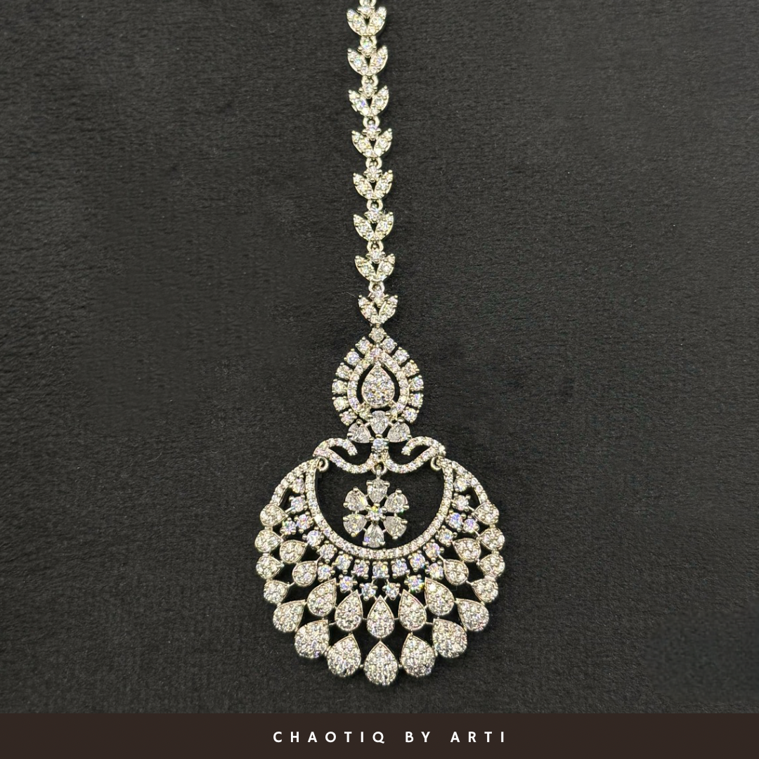 Chanda Diamond studded maangtikka