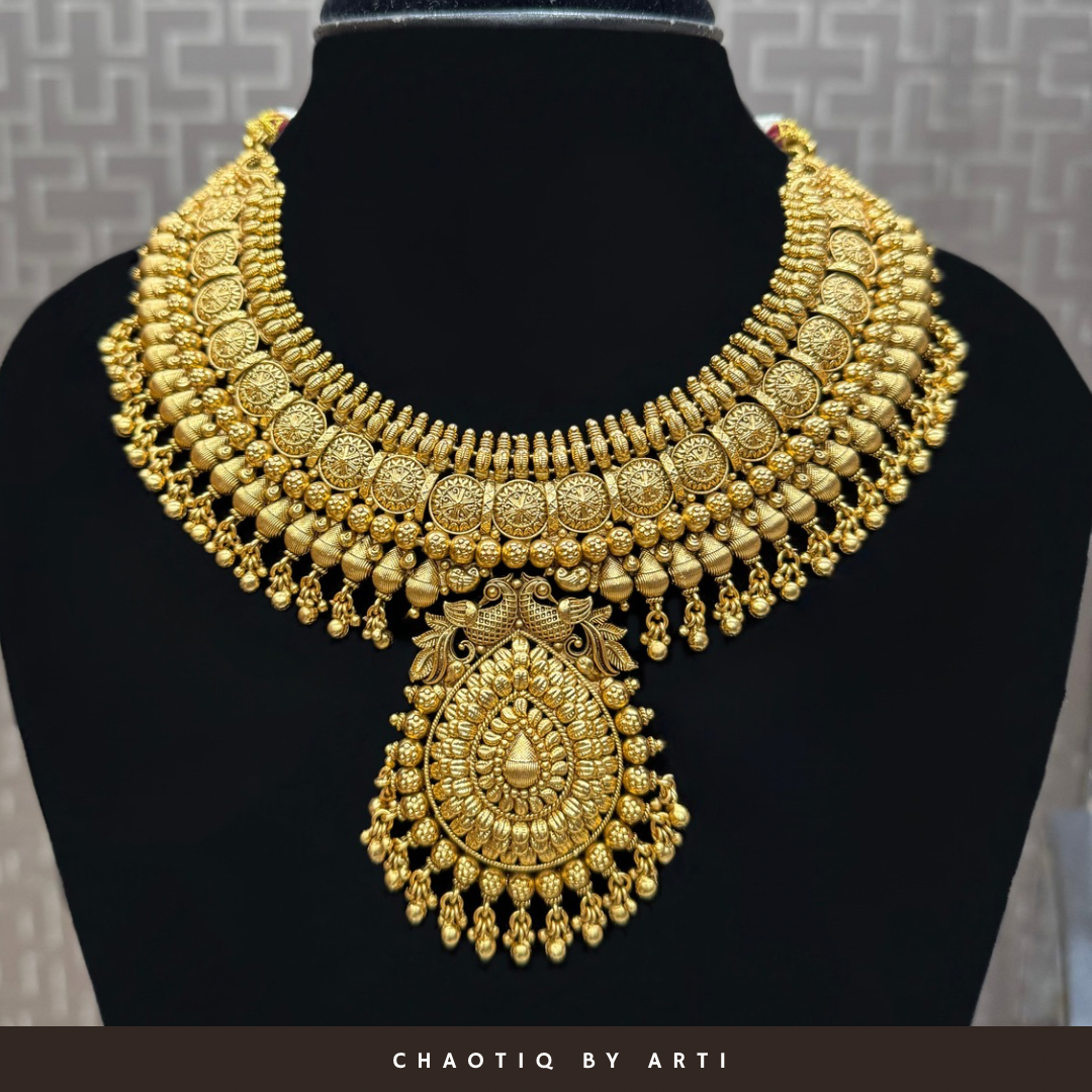 Adah gold plated southindian necklace set