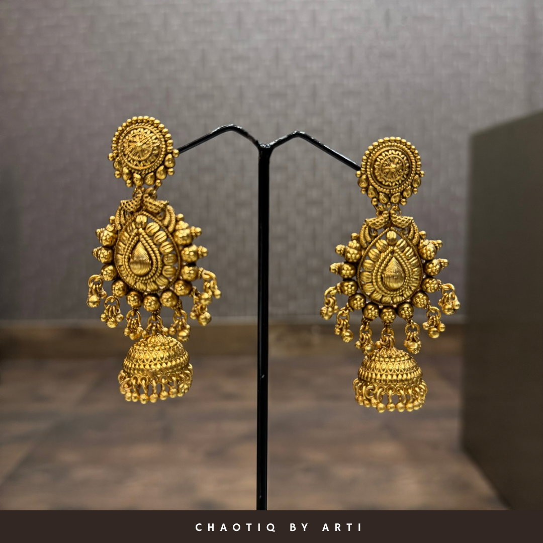 Adah gold plated southindian necklace set