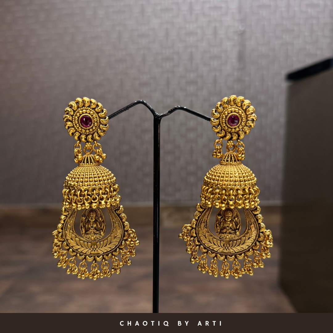 Adah gold jhumka chandbala