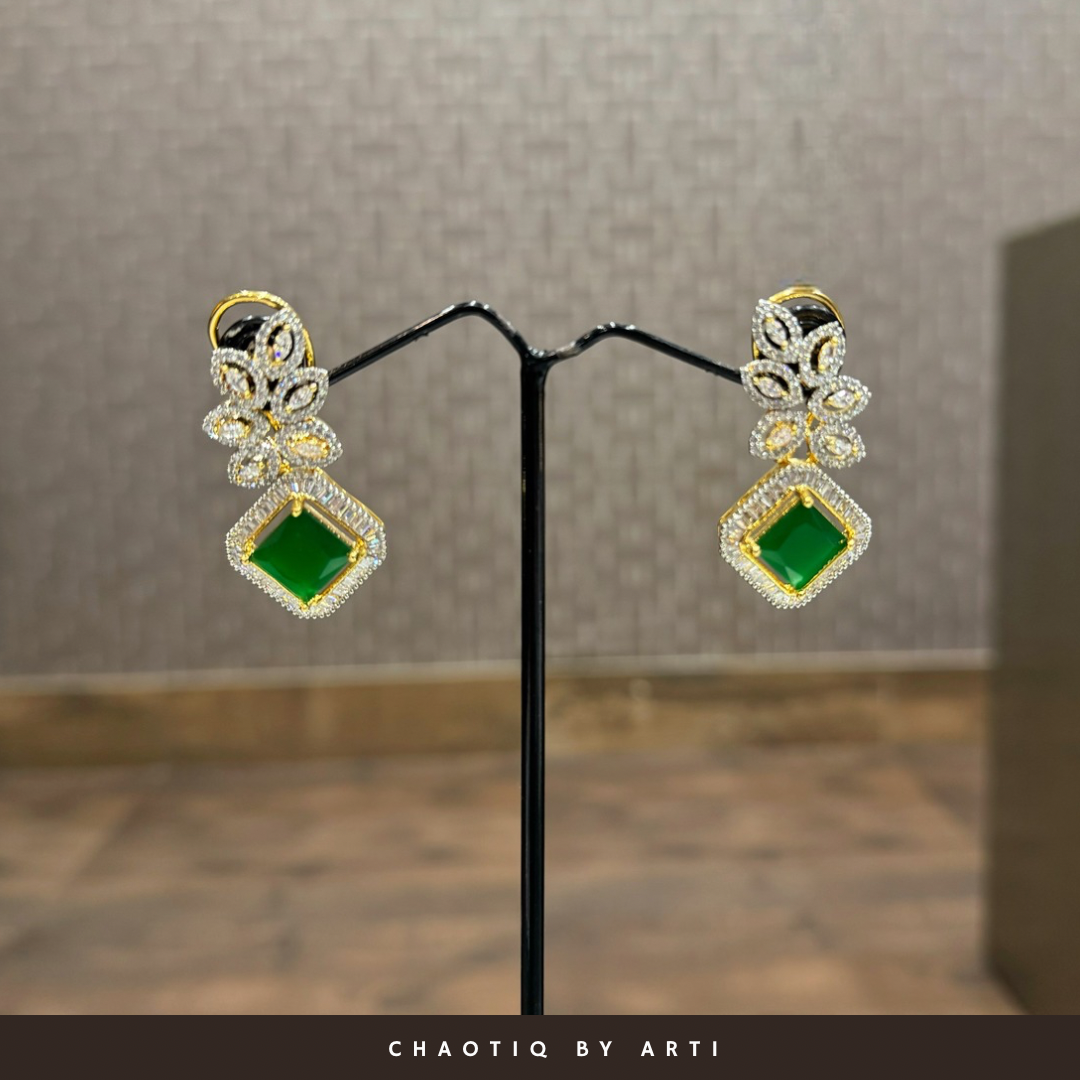 Auric emerald and diamonds