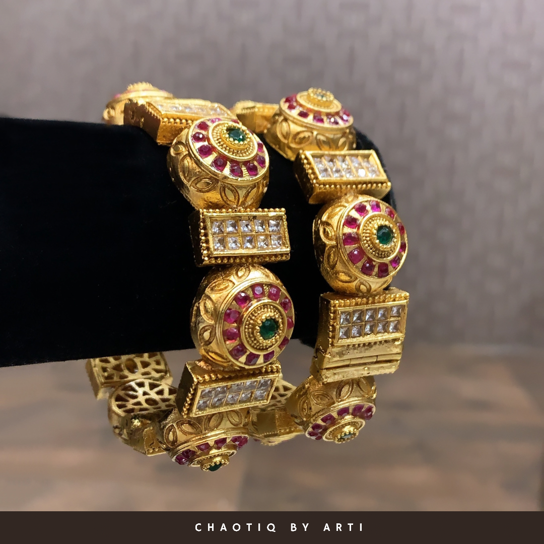 Traditional gold 2025 bangles design