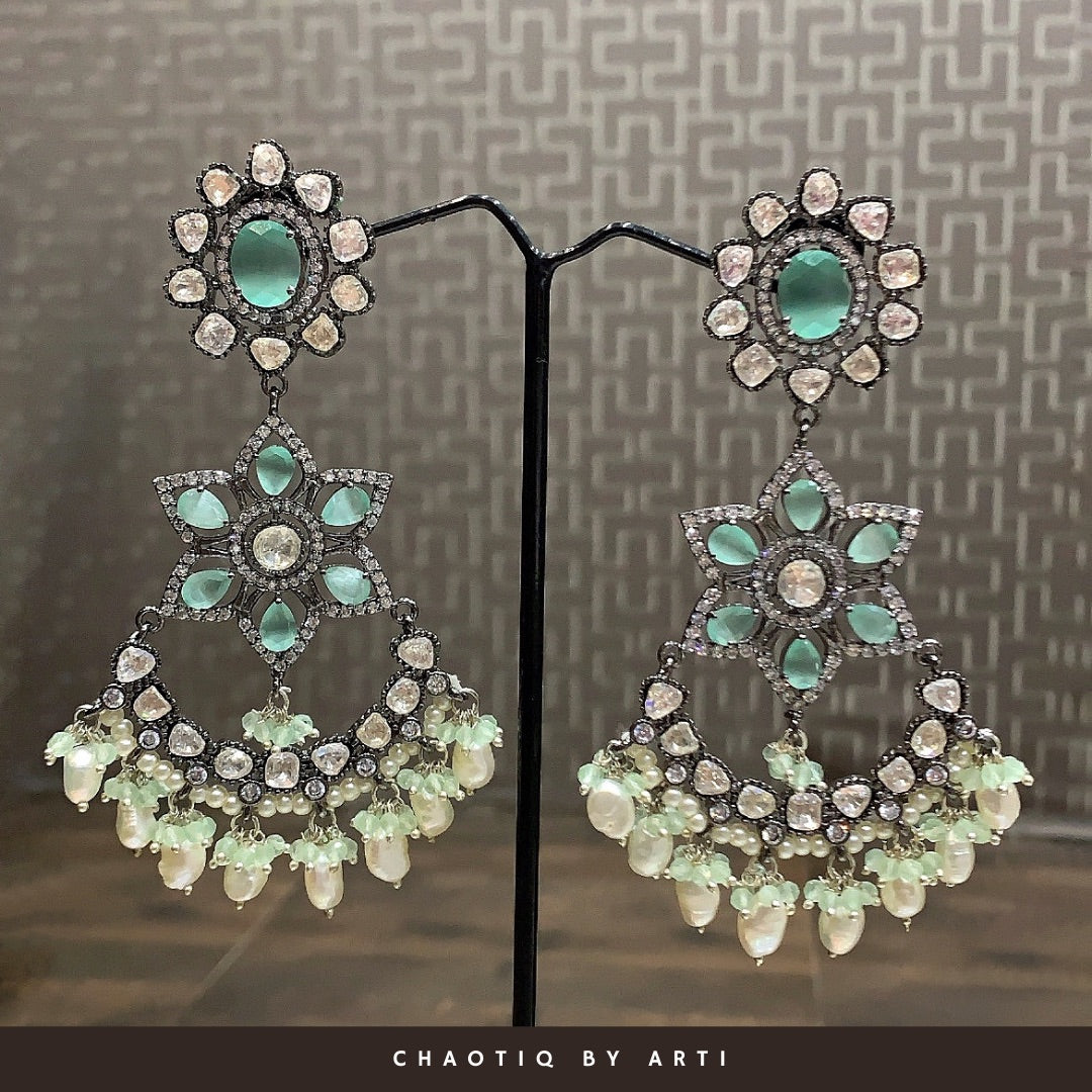 Sasha polki and flower shaped chandbala