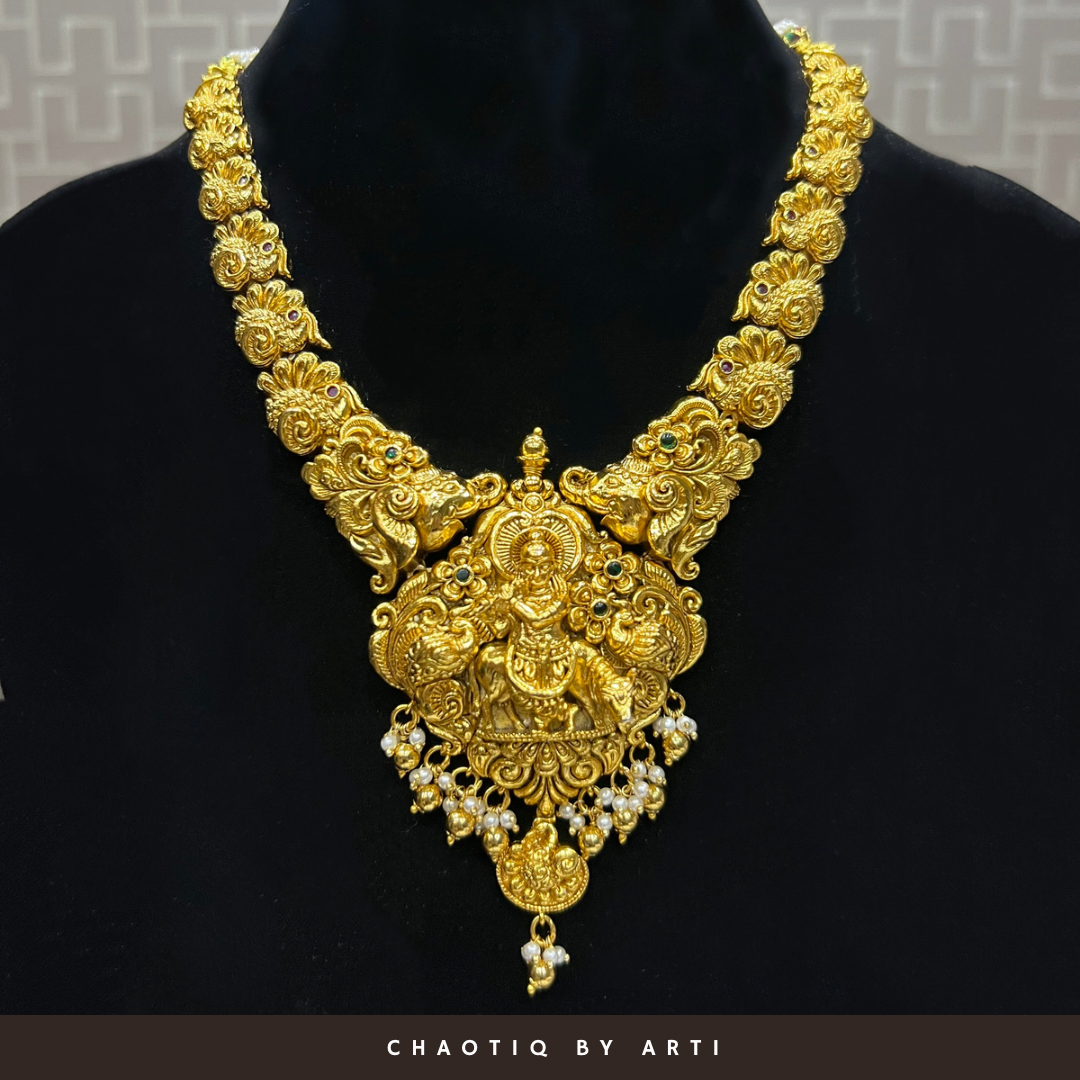 God figure embossed handcrafted temple set