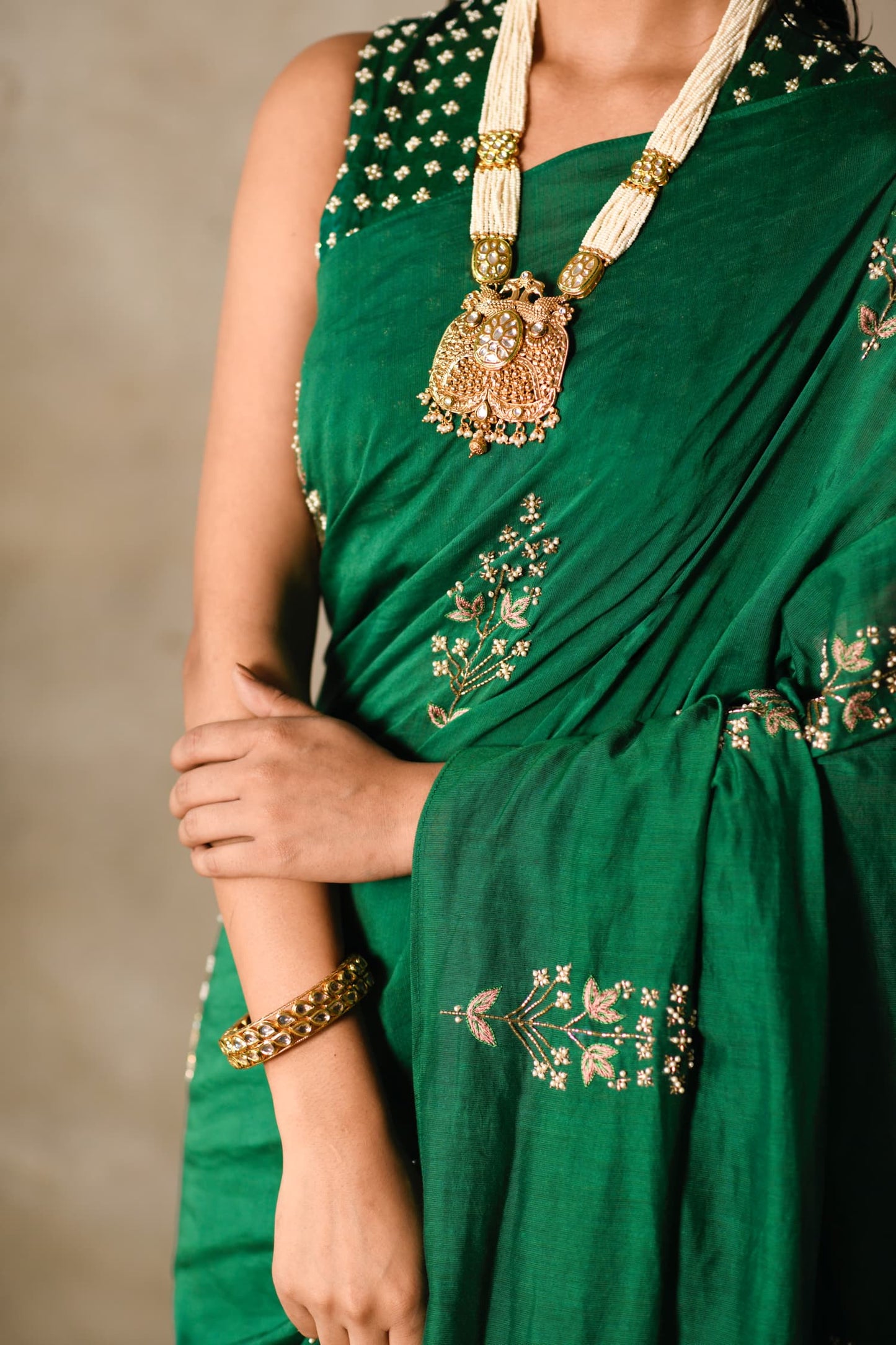 Mumtaz long pearl necklace set