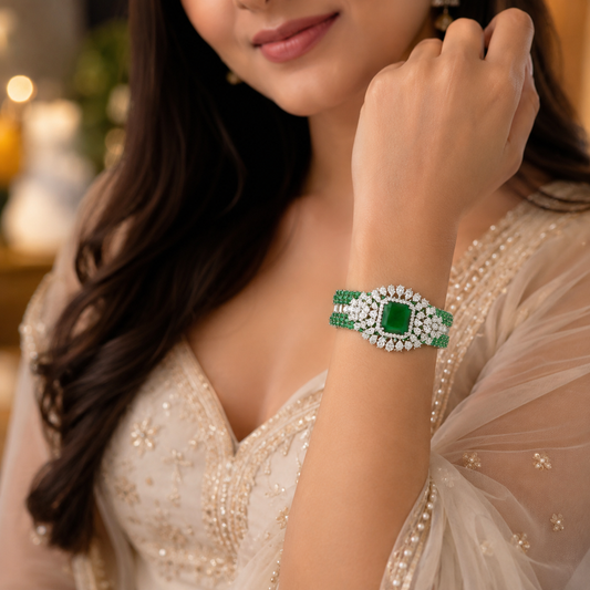 Evara Emerald Bracelet