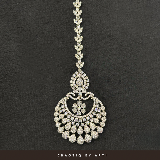 Chanda Diamond studded maangtikka