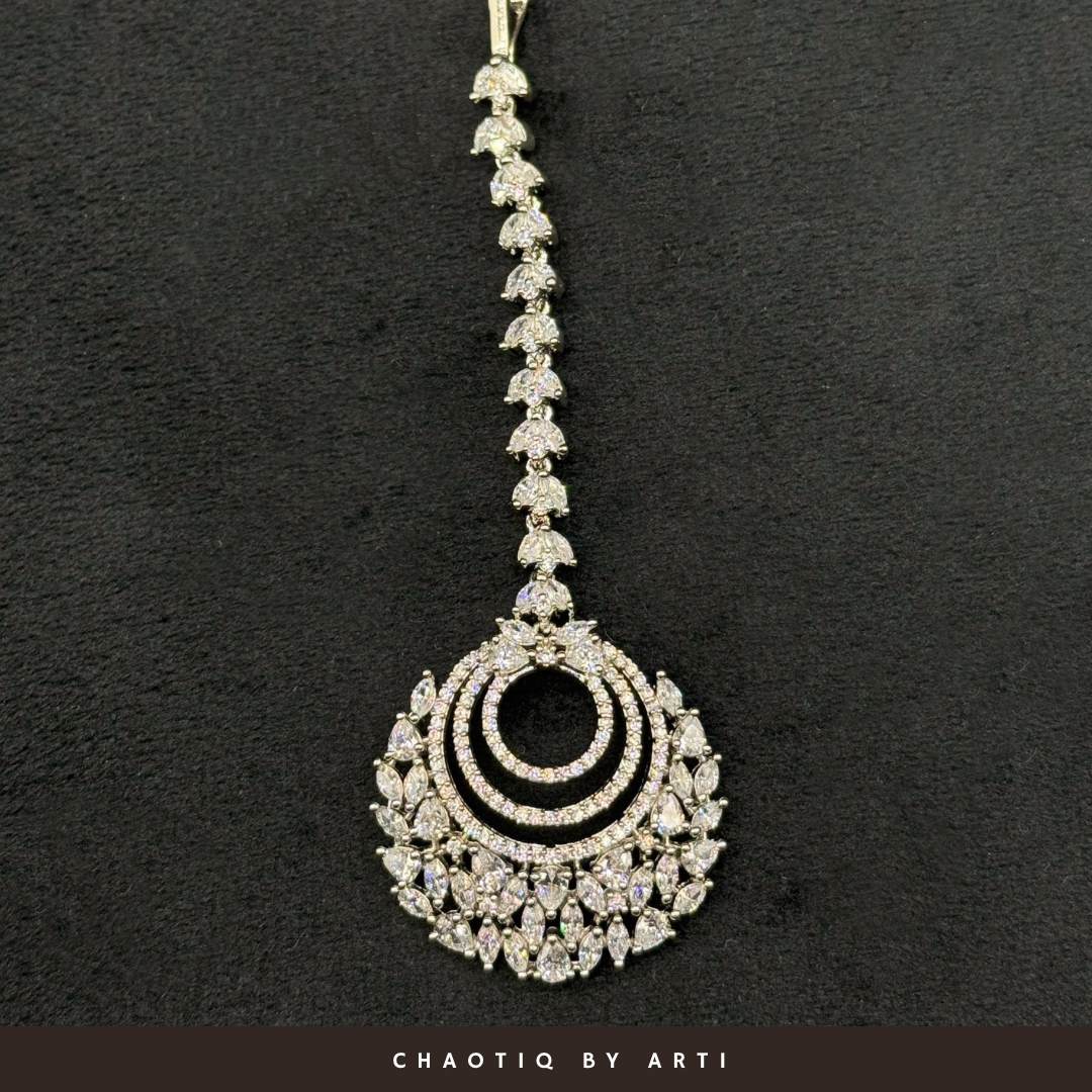 Anah Diamond studded maangtikka