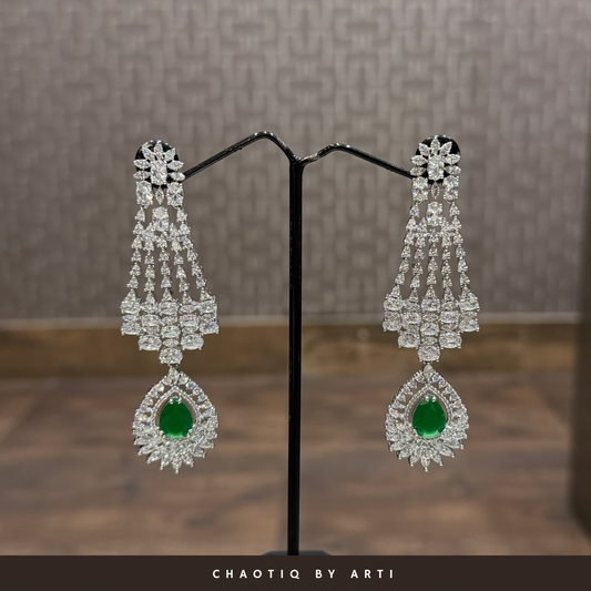 Naaz emerald and diamond earrings