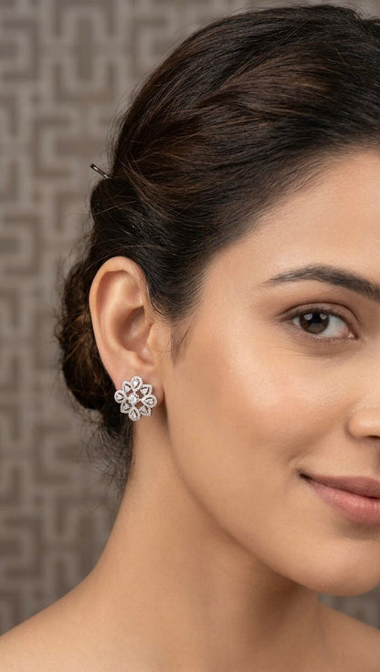 Noor Diamond Stud Earrings