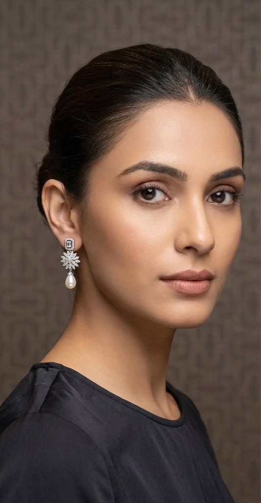 Mihira Diamond cluster and pearl drops