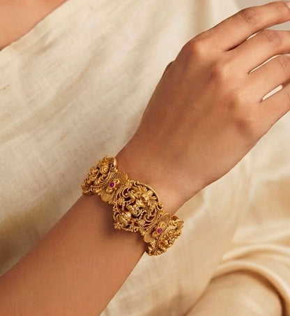 Tara gold plated temple bangles