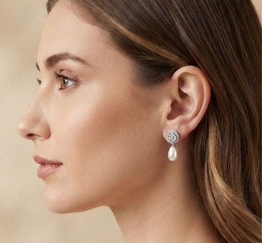 Clustered diamond studs with pearl drop