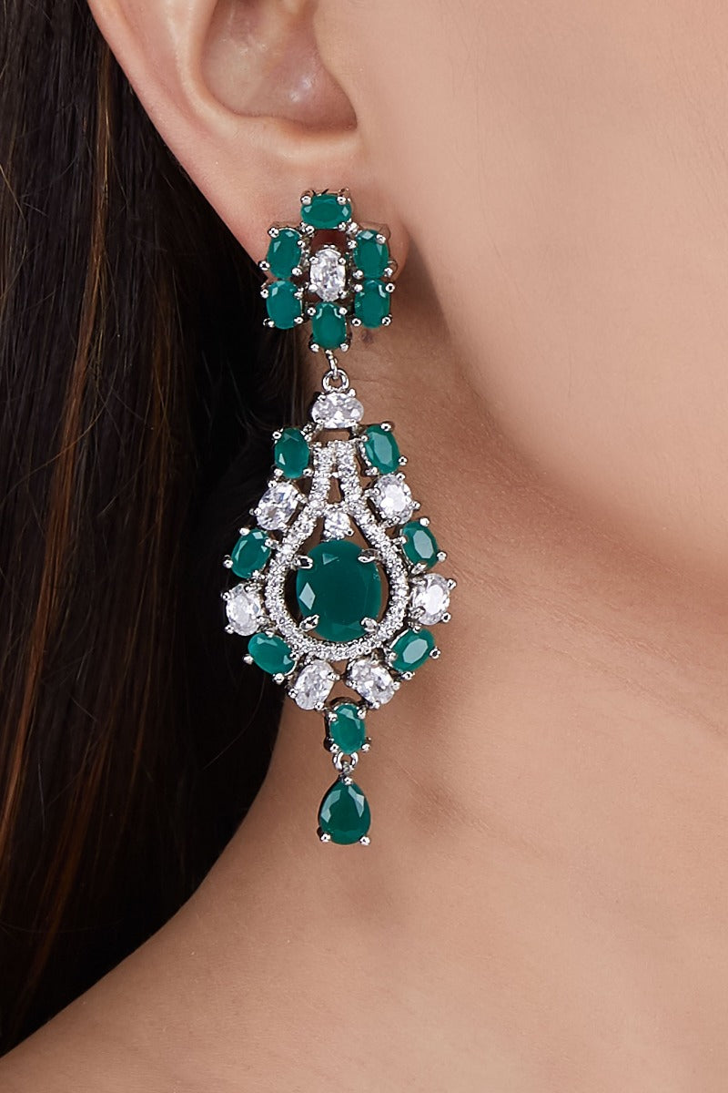 Suhana Diamond and Emerald Necklace Set