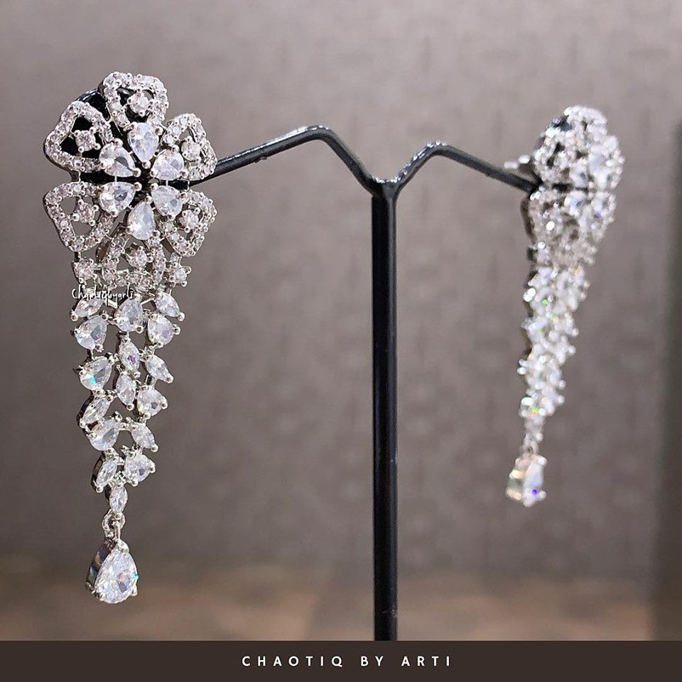 Gul Flower Top Diamond Danglers