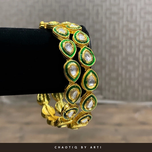 Handcrafted meenakari bangles