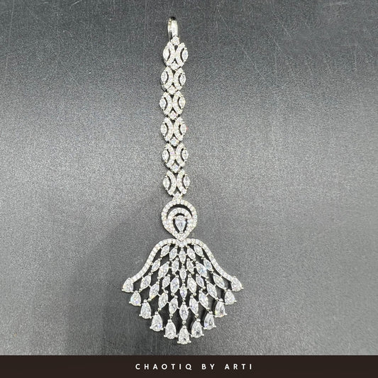 Mehreen Diamond Maangtikka