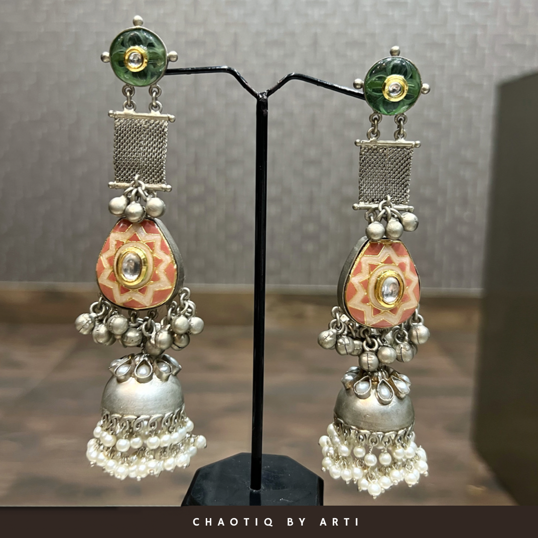 Dual coloured oxidised jhumka earrings