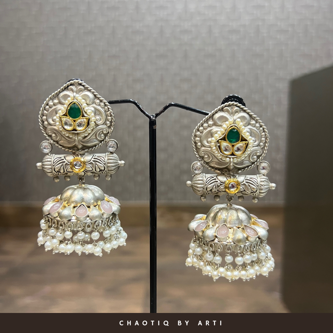 Paan patta shaped jhumka earrings